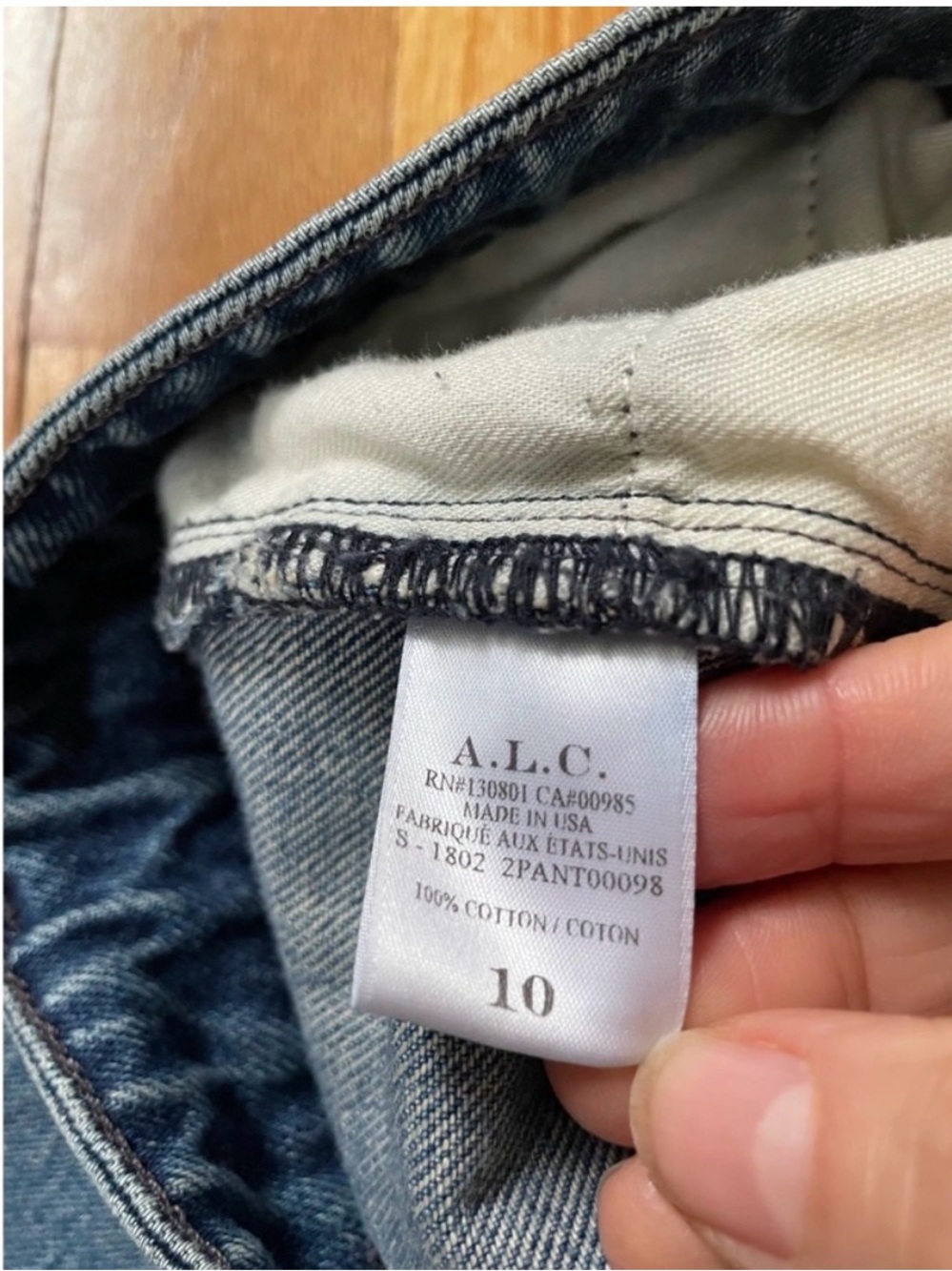 ALC Button Fly Cropped Wide Leg Medium Wash Jeans Womens 10 - Picture 5 of 5